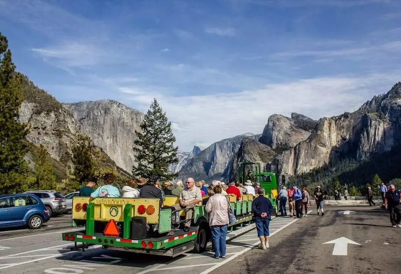 ホテル Holiday Inn Express & Suites Oakhurst Yosemite Park Area, An Ihg