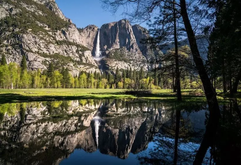 ホテル Holiday Inn Express & Suites Oakhurst Yosemite Park Area, An Ihg