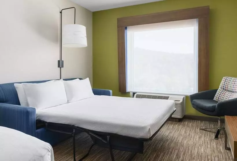 ホテル Holiday Inn Express & Suites Oakhurst Yosemite Park Area, An Ihg