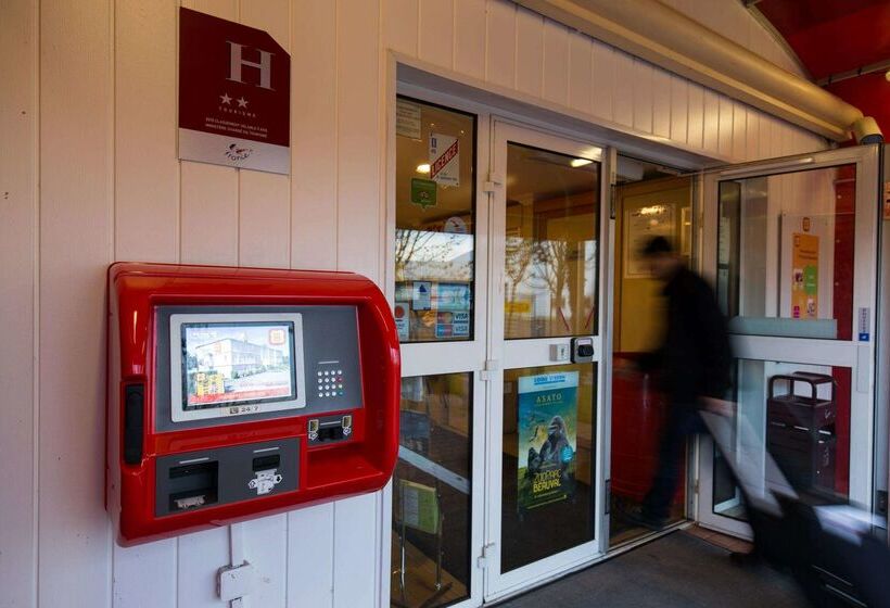 ホテル Kyriad Direct Orleans   La Chapelle St Mesmin