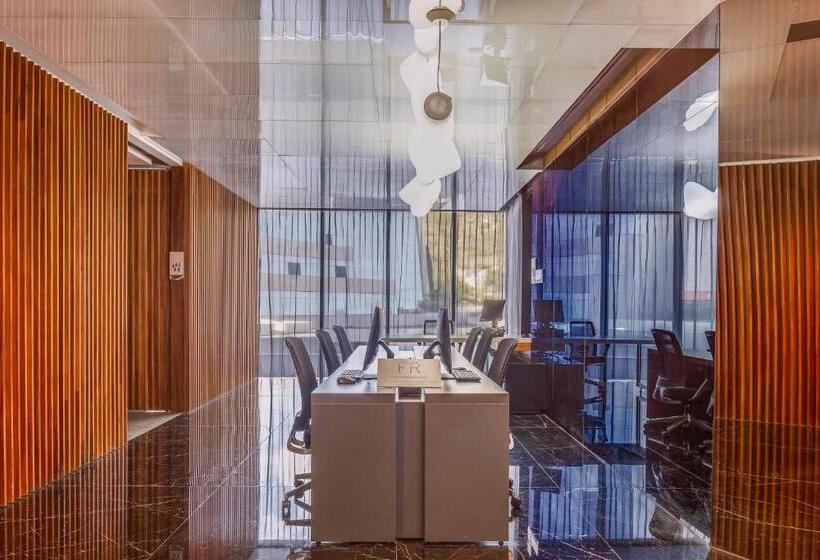 Отель Live Aqua Monterrey