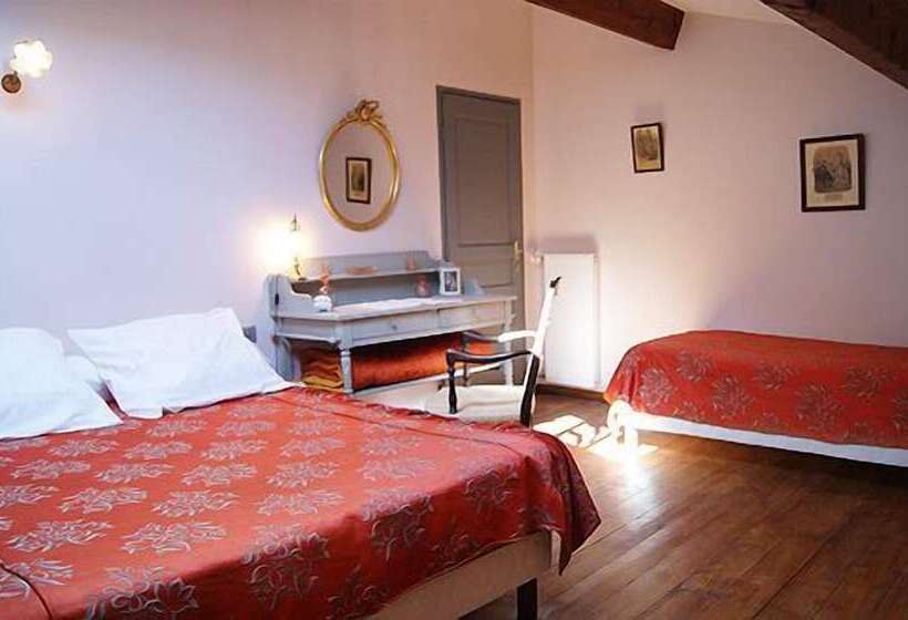 Logis Hotel   Restaurant La Marbrerie