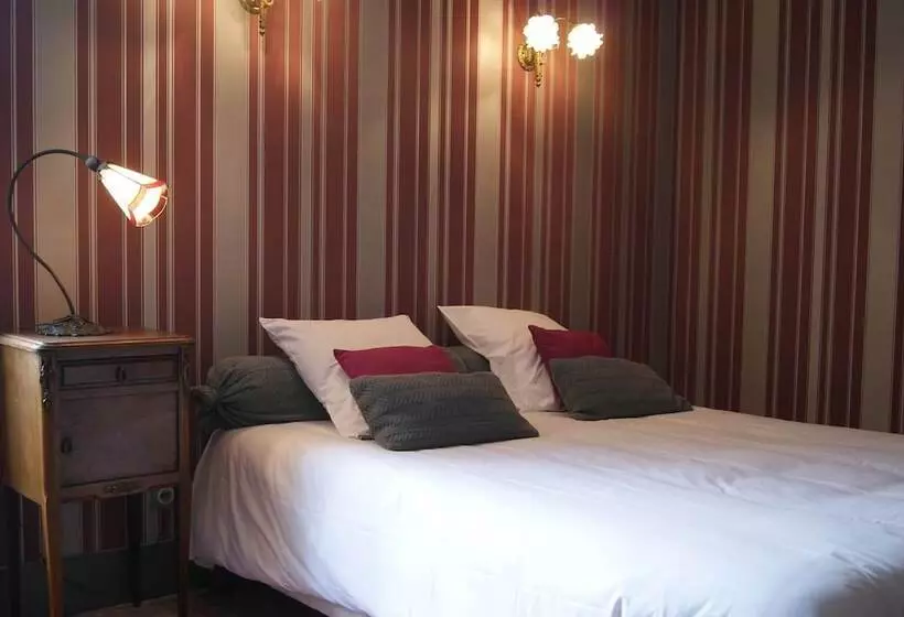 Logis Hotel   Restaurant La Marbrerie