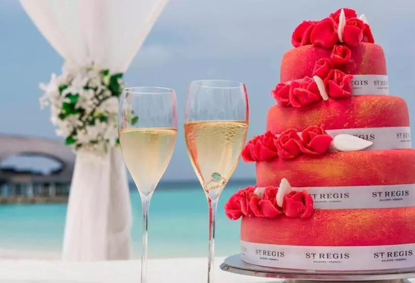 The St. Regis Maldives Vommuli Resort