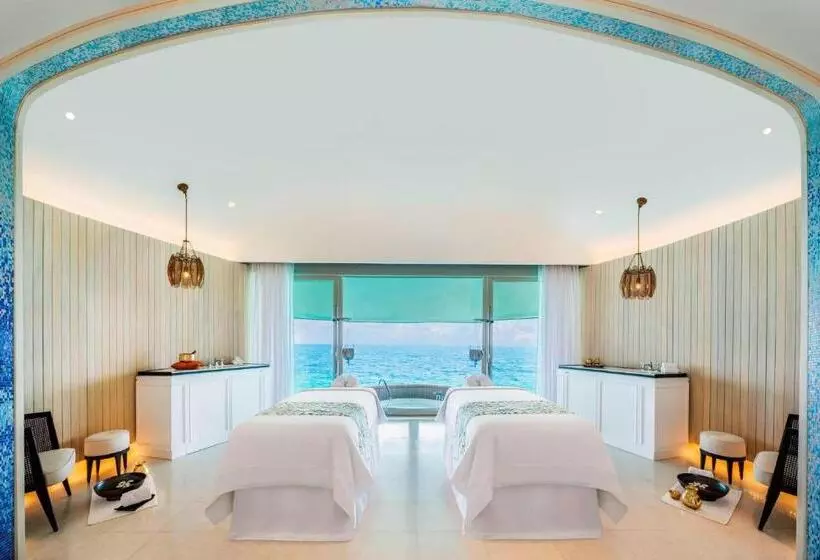 The St. Regis Maldives Vommuli Resort