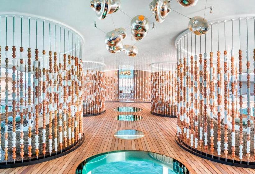 The St. Regis Maldives Vommuli Resort