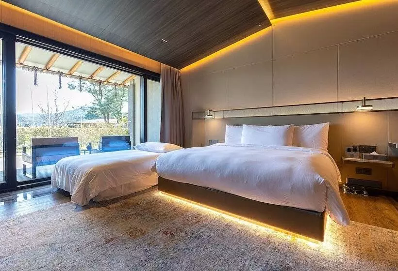 Amber Pure Hill Hotels & Resorts Jeju