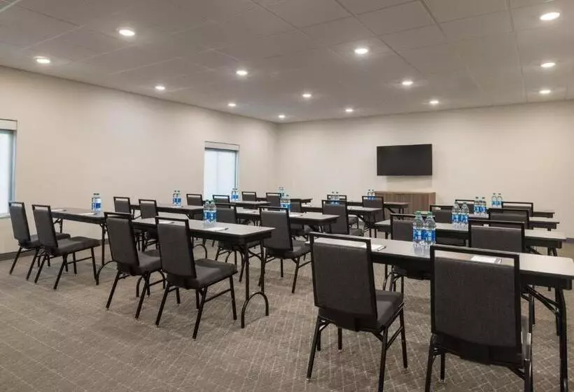 Avid Hotels Fort Payne, An Ihg