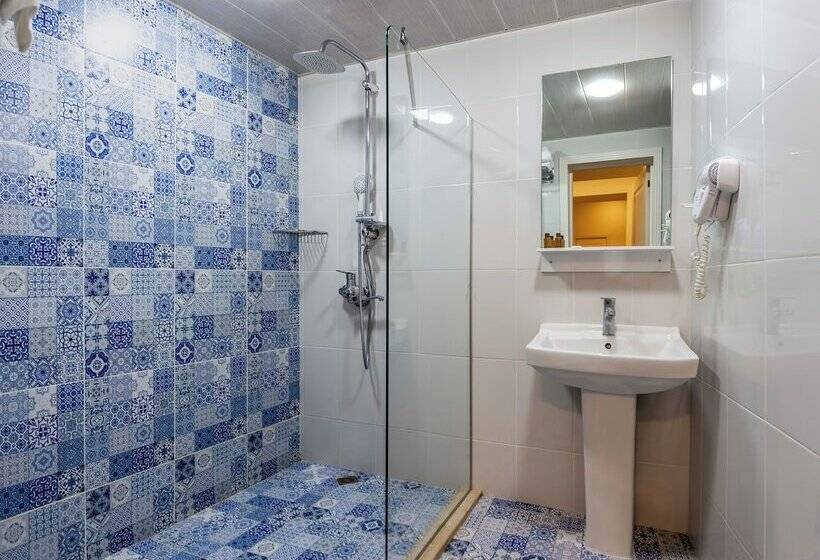 בית מלון כפרי Moss Art