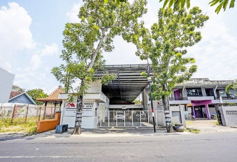 فندق Raya Permai Homestay Syariah By Oyo