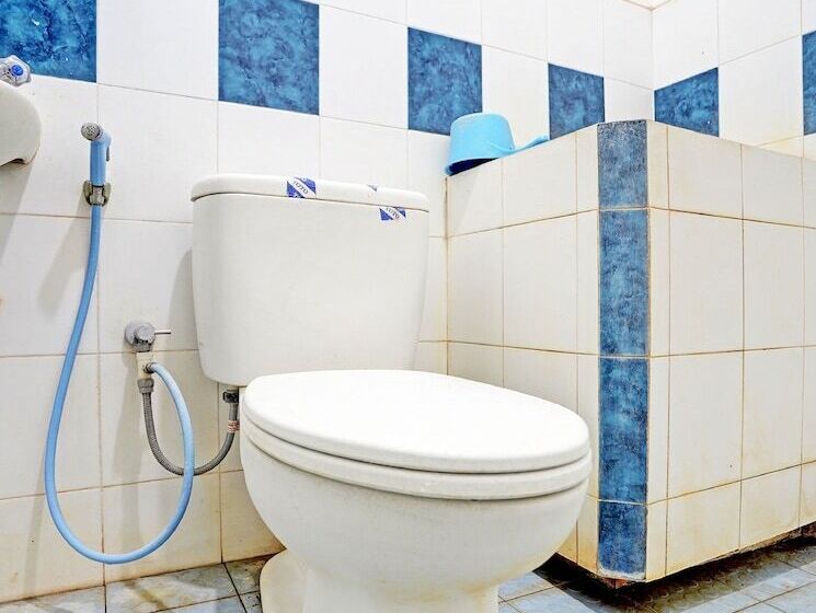 فندق Raya Permai Homestay Syariah By Oyo