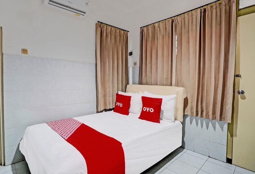 فندق Raya Permai Homestay Syariah By Oyo