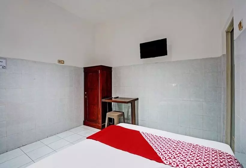 ホテル Raya Permai Homestay Syariah By Oyo