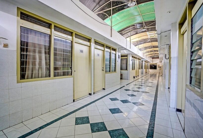 فندق Raya Permai Homestay Syariah By Oyo