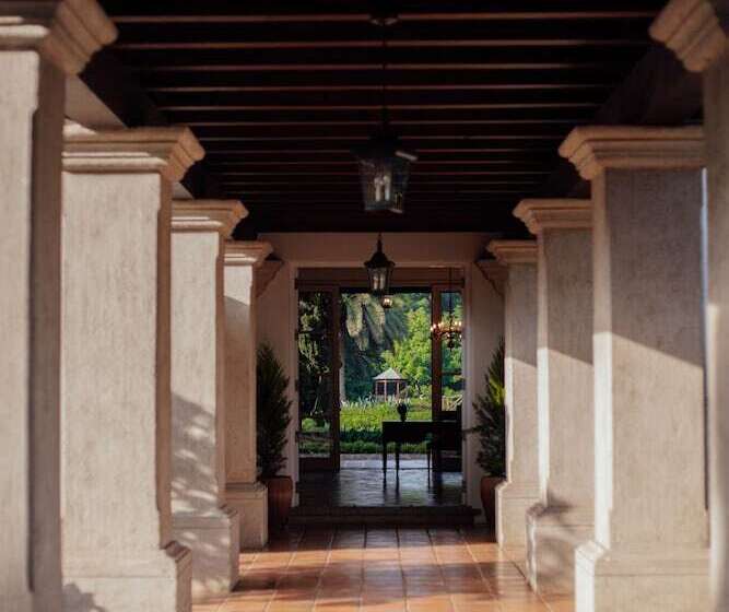 هتل Villa Bokeh Relais & Chateaux