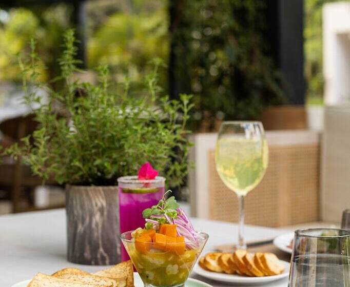 هتل Villa Bokeh Relais & Chateaux