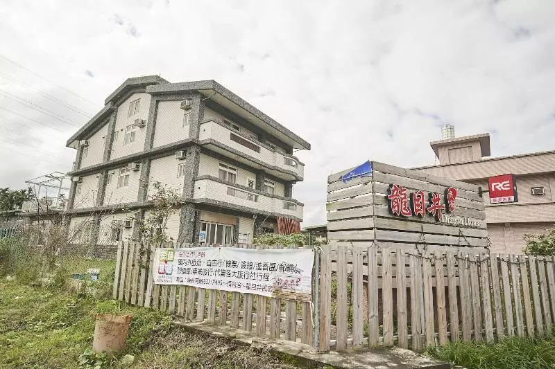 Dragon House B&b