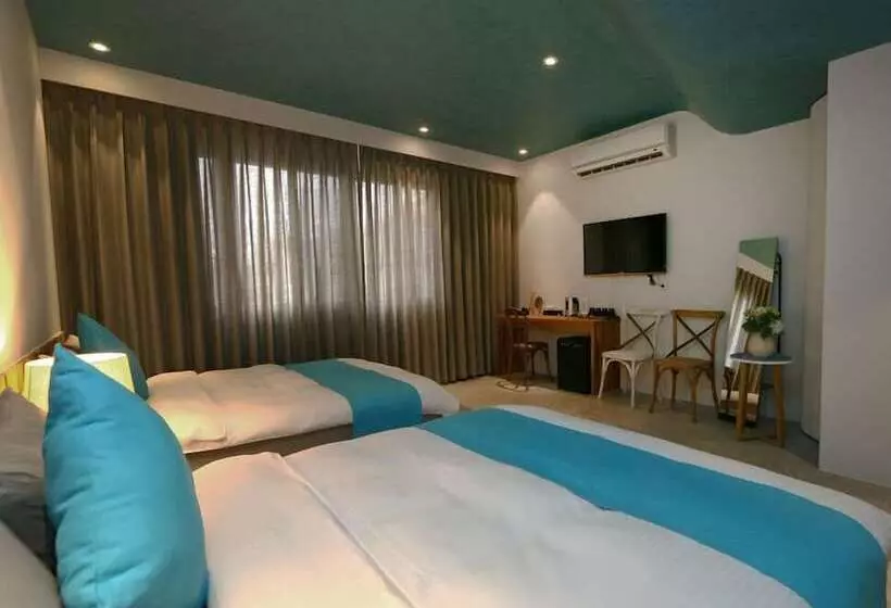 تختخواب و صبحانه Ii 1979 Bed&breakfast