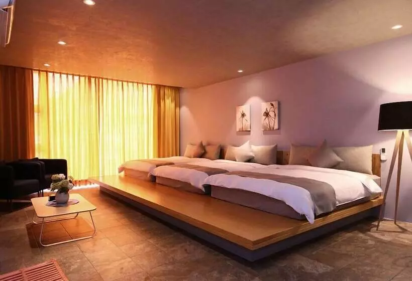 تختخواب و صبحانه Ii 1979 Bed&breakfast