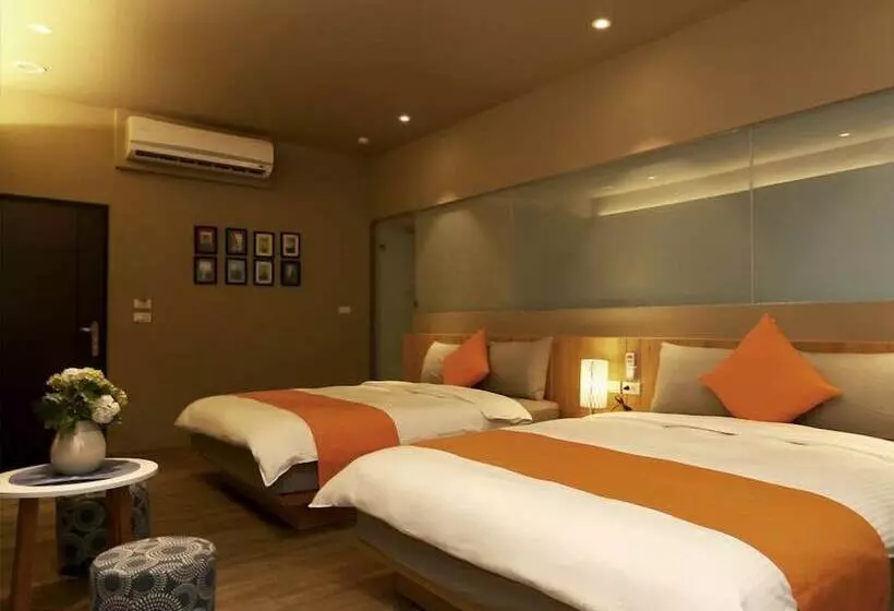 تختخواب و صبحانه Ii 1979 Bed&breakfast