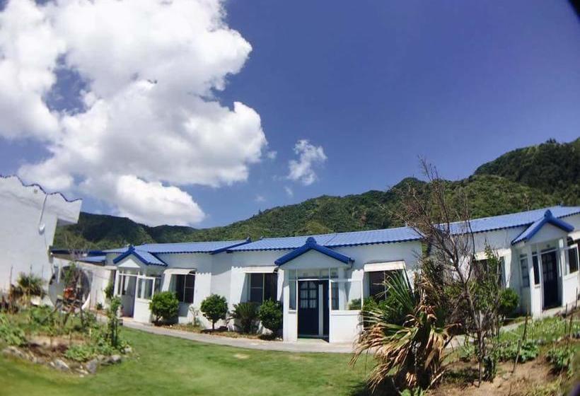 تختخواب و صبحانه Sanasai Inn