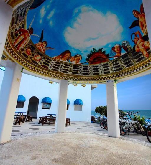 تختخواب و صبحانه Sanasai Inn