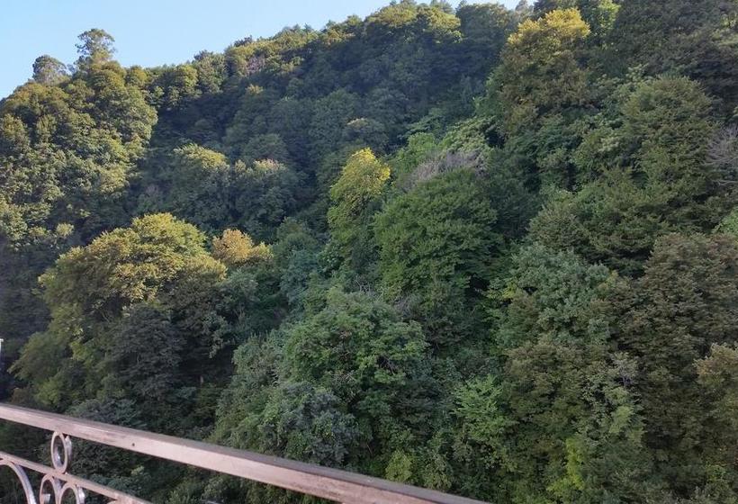 هتل Kvariati Nugo