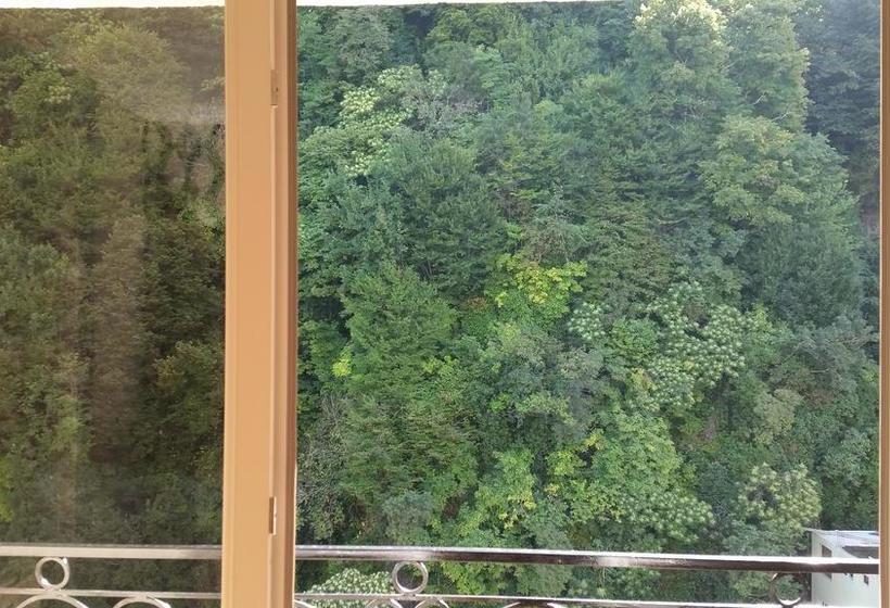 هتل Kvariati Nugo