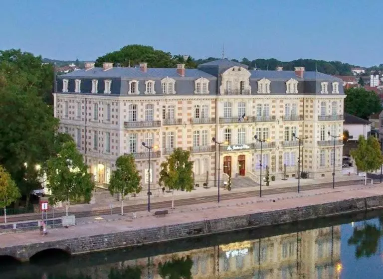 ホテル Les Jardins Du Mess