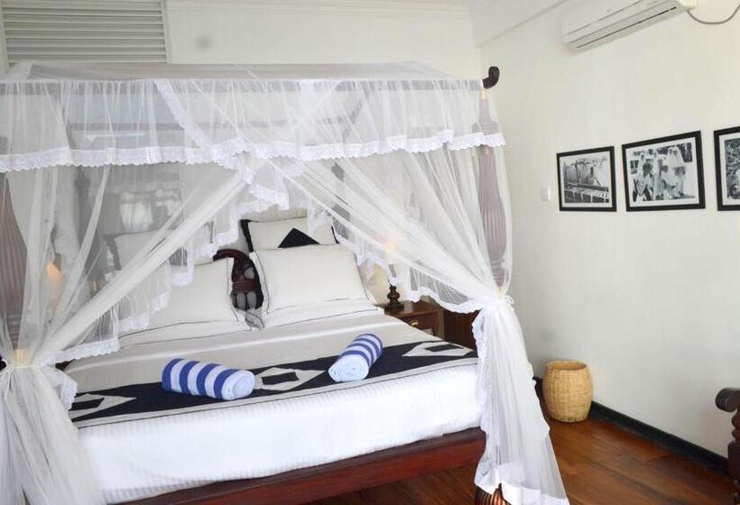 酒店 Sea World Boutique