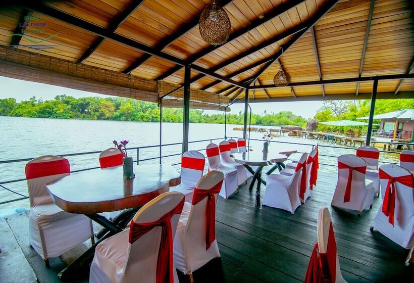 호텔 Shiny Lakeside Resort