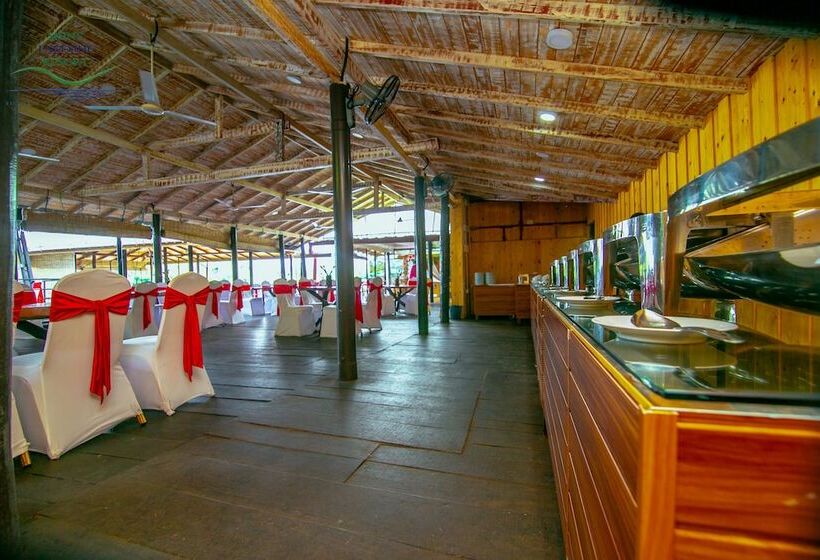 호텔 Shiny Lakeside Resort