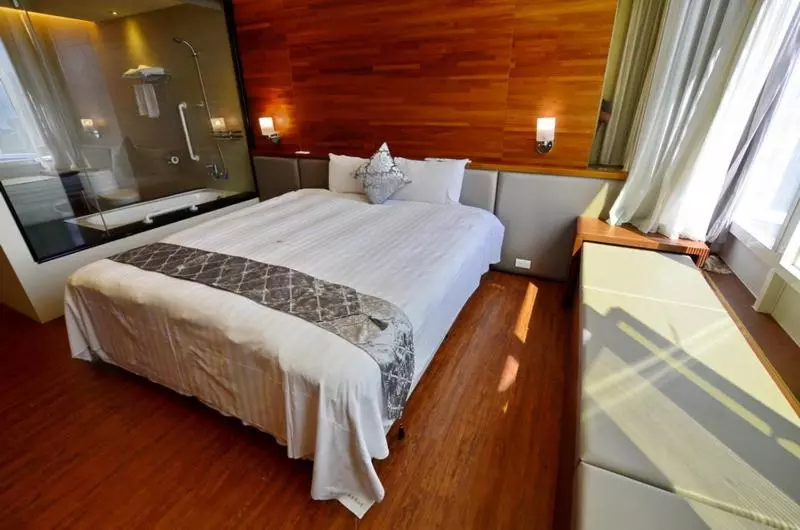 Jun Yue Hanging Garden Resort