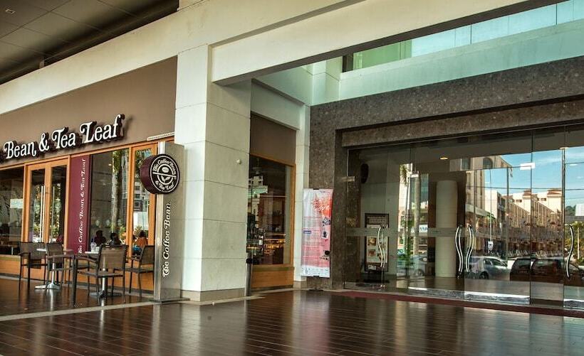 Luxfort 118 Service Suites