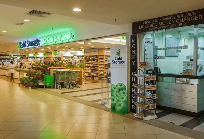 Luxfort 118 Service Suites