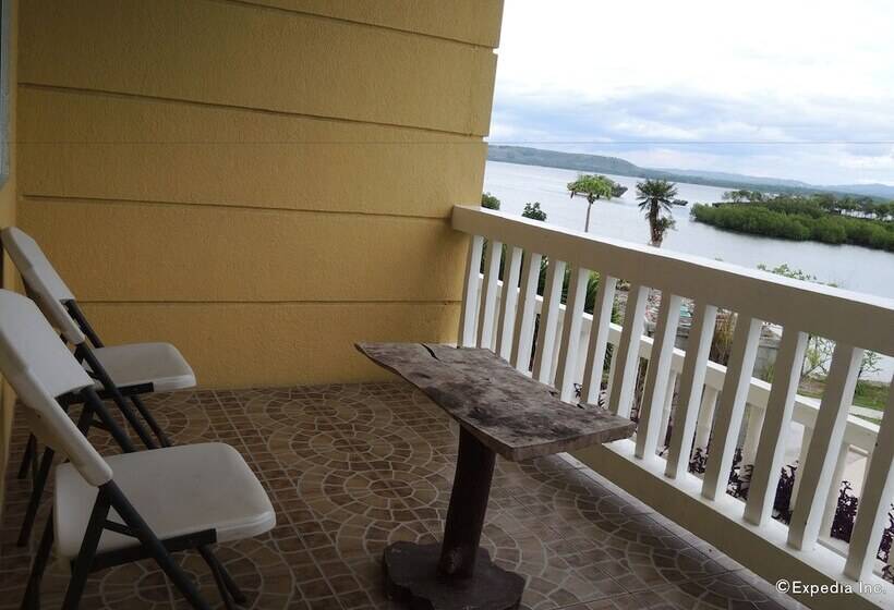 Moalboal Beach Resort