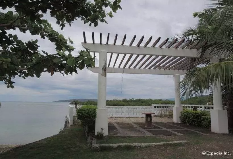 Moalboal Beach Resort
