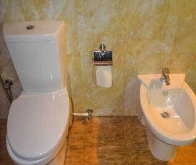 Пансион Cinnamon Lake Inn