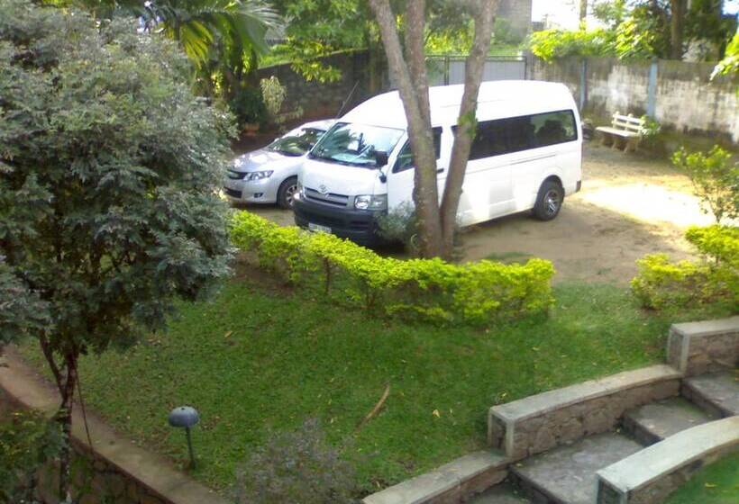 Pensione Lanka Villas Holiday Resort