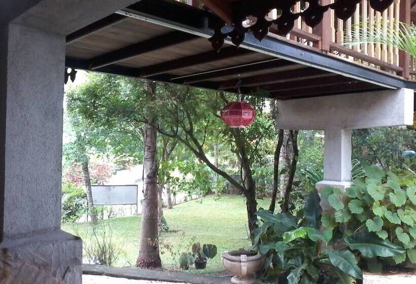 Pensione Lanka Villas Holiday Resort