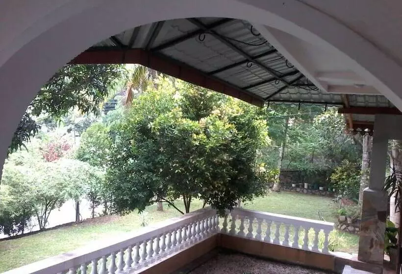 ペンション Lanka Villas Holiday Resort