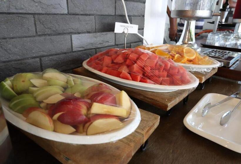 پانسیون Rashu Hiyaa