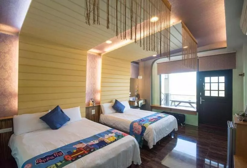 تختخواب و صبحانه Lanyang Beach Villa