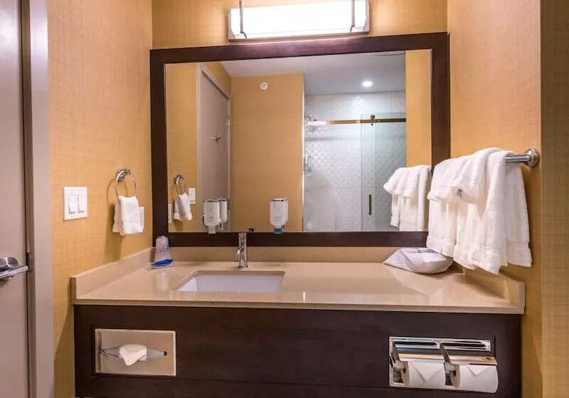 ホテル Best Western Plus Chateau Fort St. John