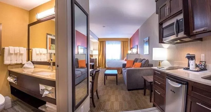 ホテル Best Western Plus Chateau Fort St. John