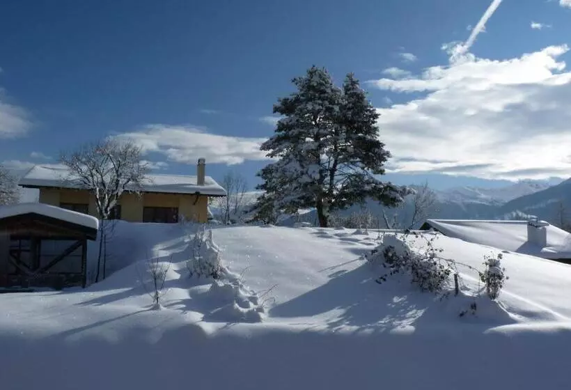 ホテル Chalet Des Alpes