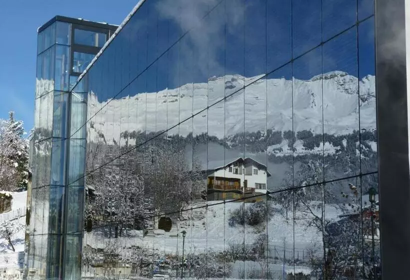 ホテル Chalet Des Alpes