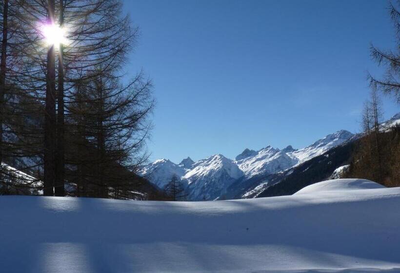 فندق Chalet Des Alpes