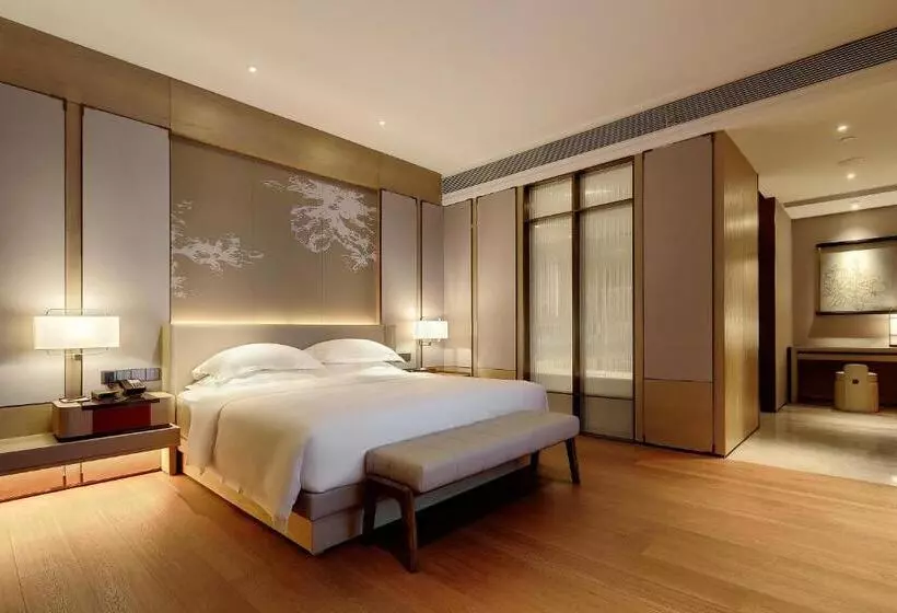 Dongguan Dongcheng International Hotel   Free Shuttle Bus To Canton Fair Exhibition Center During Ca