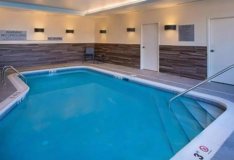 ホテル Fairfield Inn & Suites By Marriott Akron Stow